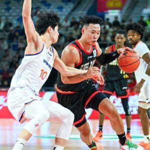 爱游戏官网-CBA第一黑马横空出世！连斩北京上海杀疯了：辽篮恐遭他们双杀？